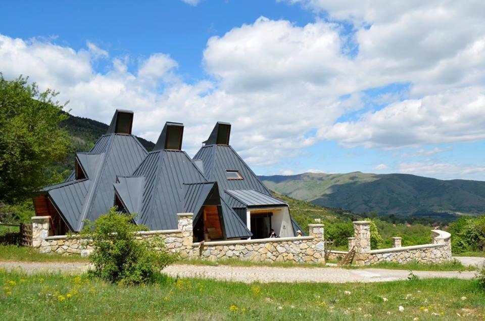Vila Piramida ビトラ エクステリア 写真